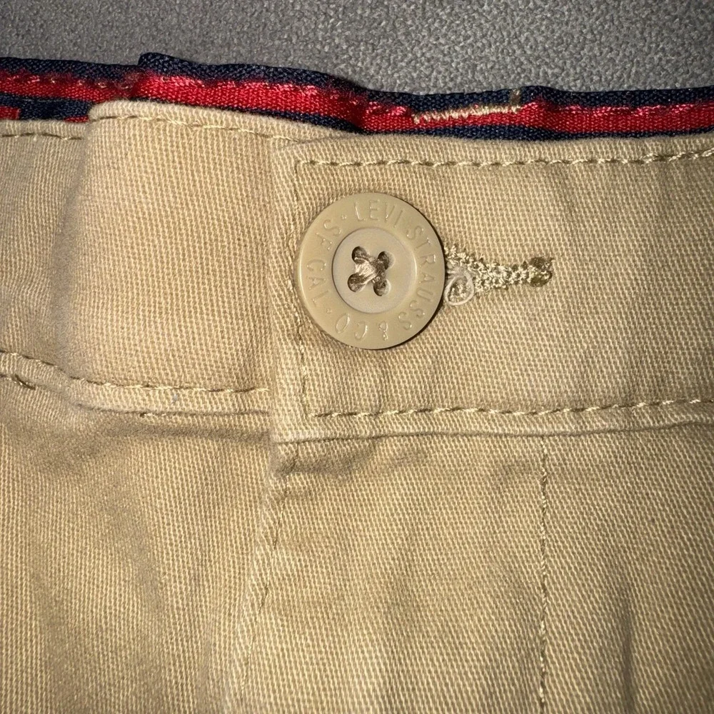 Boys Levi's Youth Khaki Cargo Shorts Size 8 Adjustable Waistband Long